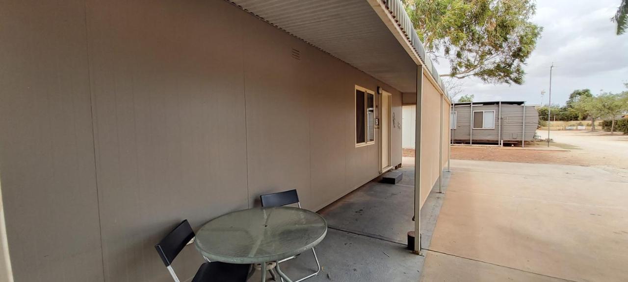 Capricorn Holiday Park Carnarvon Exterior foto