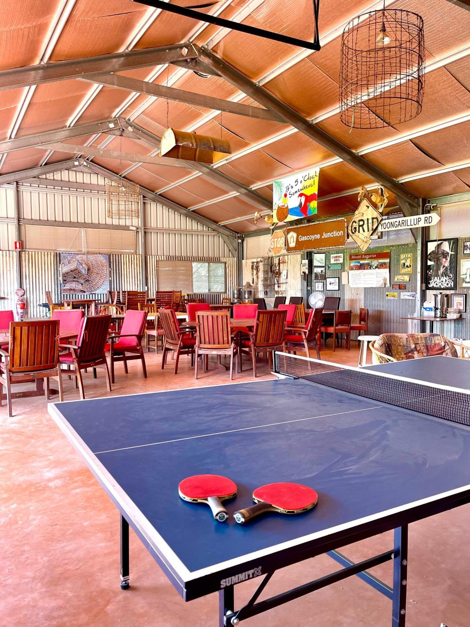 Capricorn Holiday Park Carnarvon Exterior foto