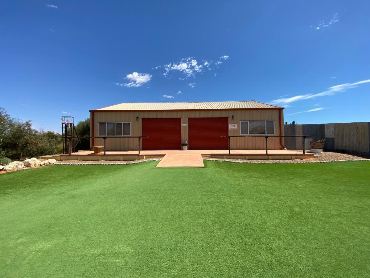 Capricorn Holiday Park Carnarvon Exterior foto