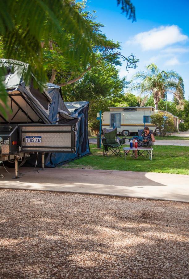 Capricorn Holiday Park Carnarvon Exterior foto